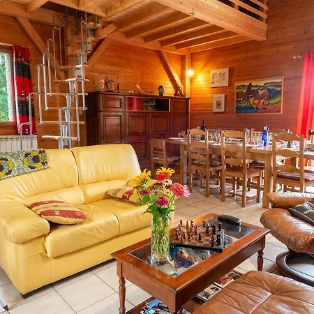 Gite L'Eolienne Maison Et Bergerie Renovee 9/10 Personnes * Le Recoux