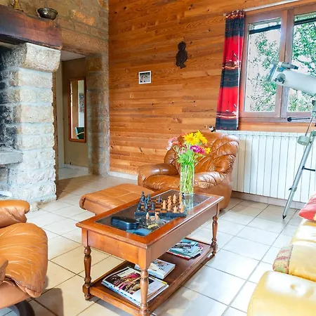 Prázdninový dům Gite L'Eolienne Maison Et Bergerie Renovee 9/10 Personnes